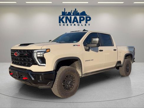 Used 2026 Chevrolet Silverado 2500 ZR2 AWD/4WD image 1