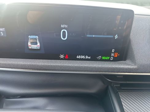 Used 2025 Ford Mustang Mach-E Select image 23