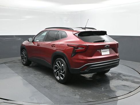 Used 2025 Chevrolet Trax RS w/ Sunroof Package image 5