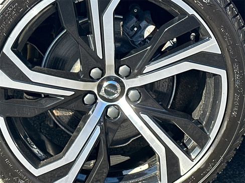 Used 2024 Volvo S60 B5 Ultimate w/ Climate Package image 6