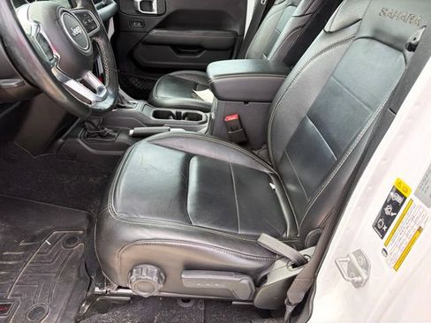 Used 2020 Jeep Wrangler Unlimited Sahara AWD/4WD image 7