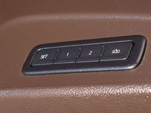 Used 2019 GMC Yukon XL Denali w/ Open Road Package AWD/4WD image 20