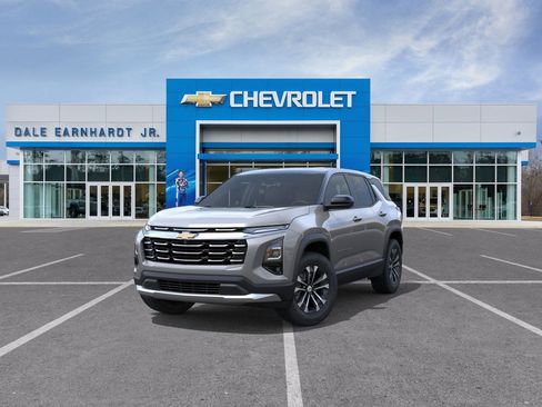 New 2026 Chevrolet Equinox LT w/ Safety and Technology Package FWD image 10