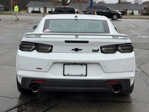 Used 2020 Chevrolet Camaro SS image 3