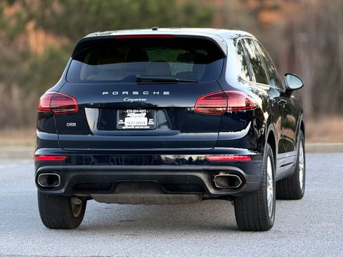 Used 2016 Porsche Cayenne image 6