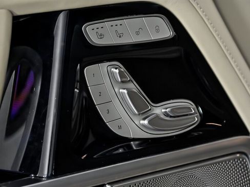 Used 2021 Mercedes-Benz G 550 image 14