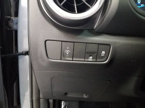 Certified 2023 Hyundai Kona SEL FWD image 10