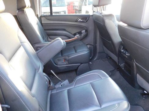 Used 2018 Chevrolet Suburban Premier image 13