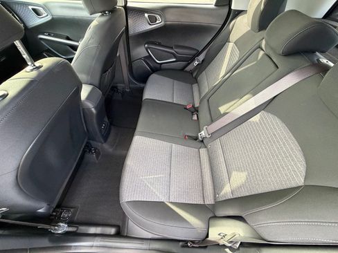 Certified 2025 Kia Soul EX FWD image 13