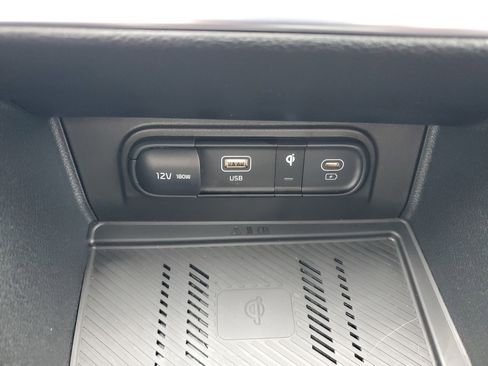 Certified 2025 Kia Sportage SX image 36