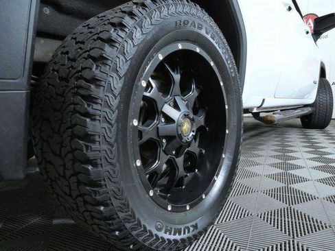 Used 2019 GMC Sierra 1500 Elevation w/ Elevation Value Package AWD/4WD image 10