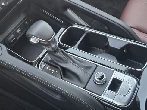 Used 2025 Kia Telluride SX FWD image 22