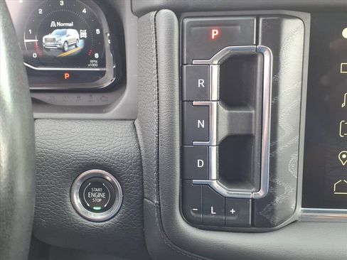 Used 2022 GMC Yukon Denali image 8