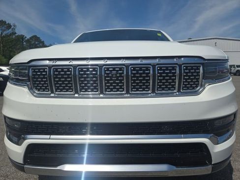 Used 2022 Jeep Grand Wagoneer Series II w/ Premium Group II AWD/4WD image 17