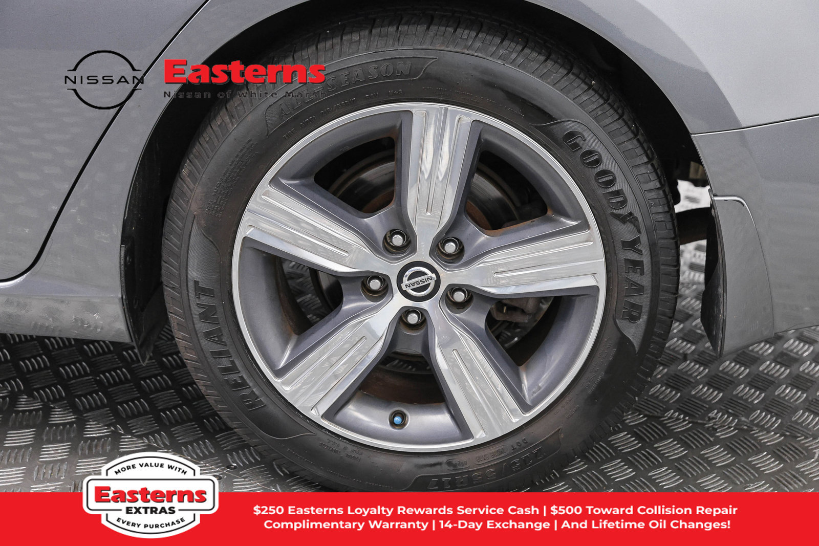 Used 2020 Nissan Altima 2.5 SV FWD image 32