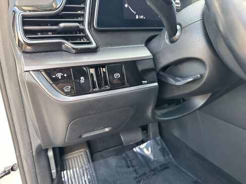 Used 2023 Kia Sportage SX FWD image 32
