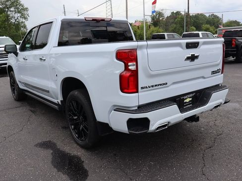 New 2026 Chevrolet Silverado 1500 High Country AWD/4WD image 3