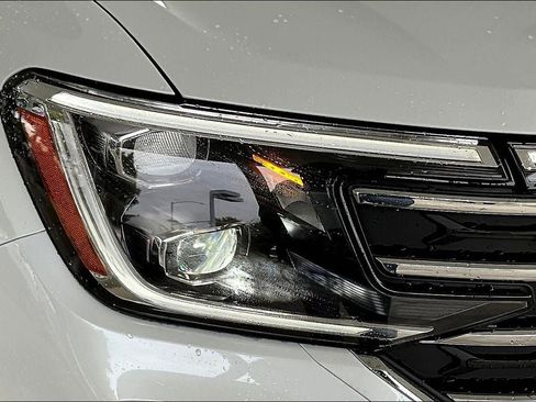 New 2026 Volkswagen Atlas SE image 29