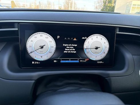 Used 2023 Hyundai Tucson Limited image 14