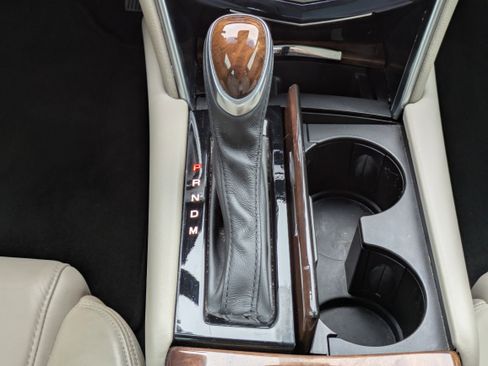 Used 2019 Cadillac XTS Luxury w/ Driver Awareness Package image 19