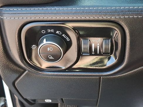 Used 2019 RAM 3500 Limited AWD/4WD image 27