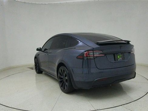 Used 2022 Tesla Model X Base image 65
