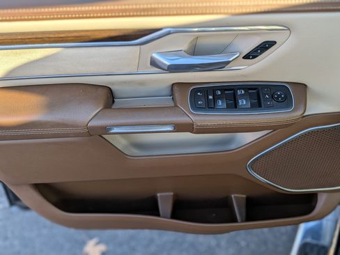 Used 2021 RAM 1500 Laramie image 34