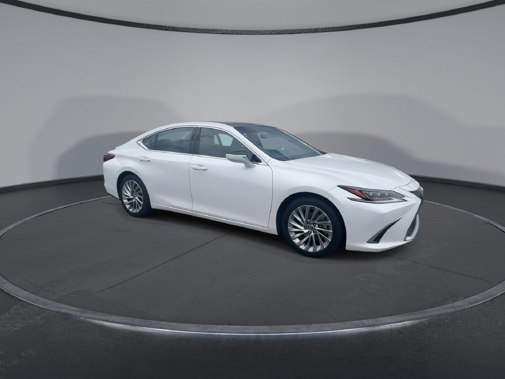 Used 2019 Lexus ES 350 Ultra Luxury FWD image 2