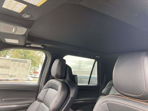 New 2025 Lincoln Navigator L Black Label image 22