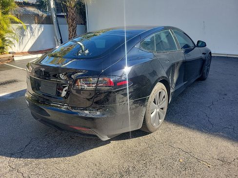 Used 2022 Tesla Model S image 7