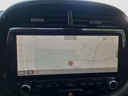 Used 2023 Kia Soul GT-Line w/ GT-Line Technology Package FWD image 17