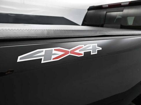 Used 2023 Chevrolet Silverado 1500 LT w/ Leather Package AWD/4WD image 45