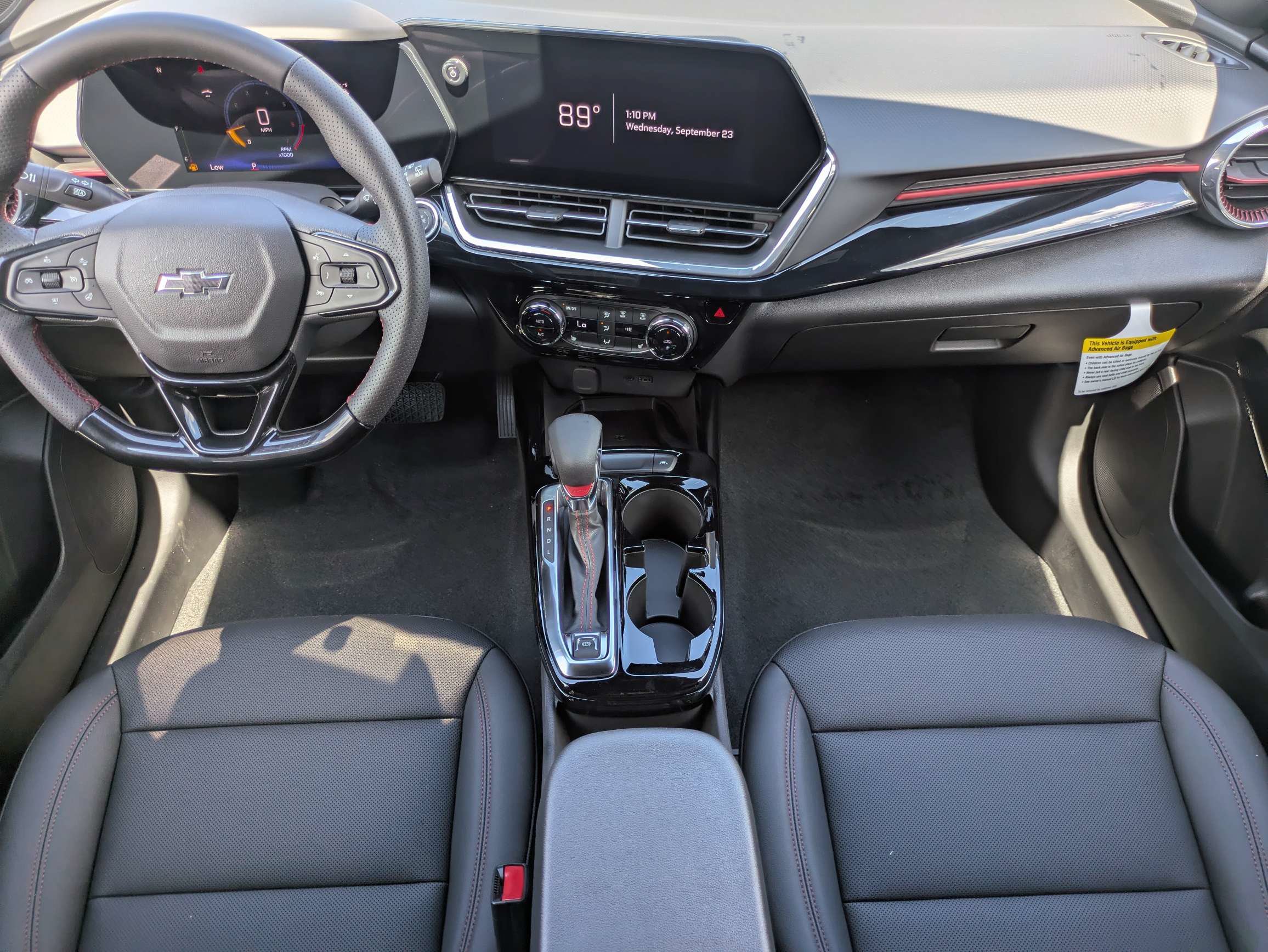 New 2026 Chevrolet Trax RS w/ Sunroof Package FWD image 9