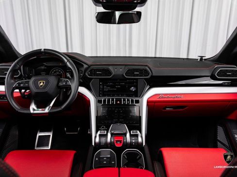 Used 2019 Lamborghini Urus image 34