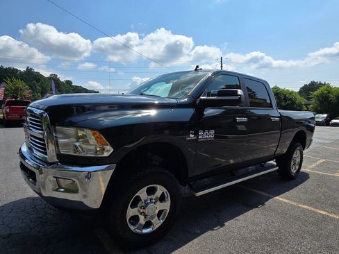 Used 2017 RAM 2500 Big Horn AWD/4WD image 3