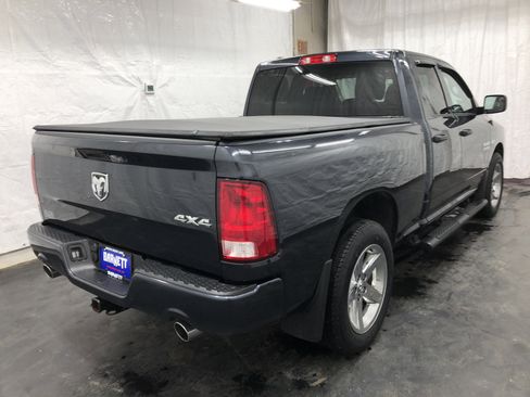 Used 2017 RAM 1500 Express image 4
