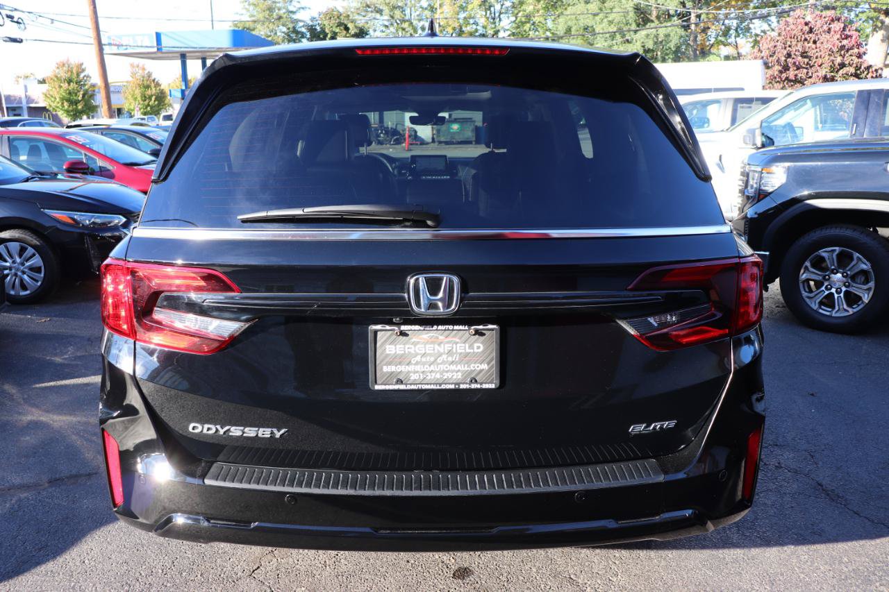 Used 2026 Honda Odyssey Elite image 4