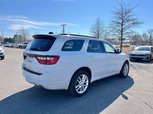 Used 2024 Dodge Durango GT image 8