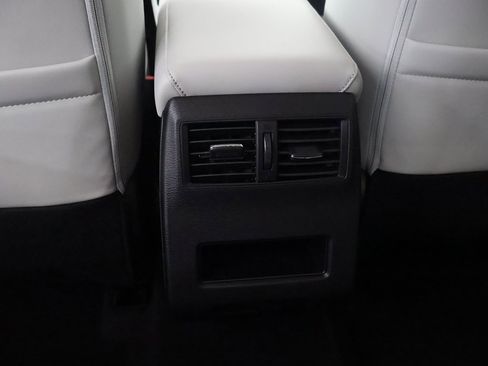 New 2026 Mitsubishi Outlander SE image 53