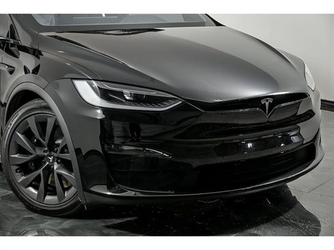 Used 2024 Tesla Model X AWD/4WD image 2