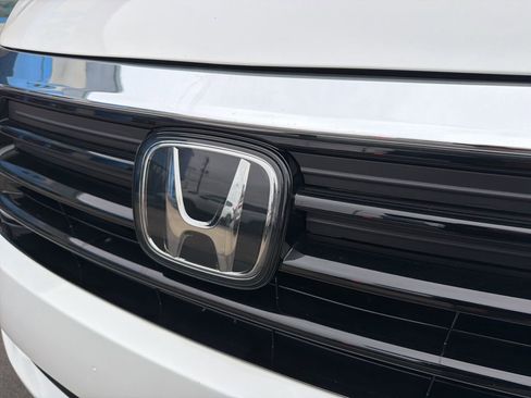 Certified 2023 Honda Odyssey Touring image 7