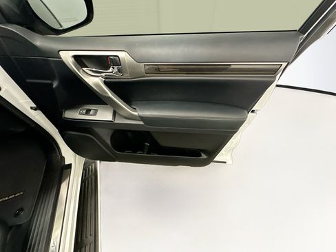 Used 2023 Lexus GX 460 Premium w/ Premium Plus Package AWD/4WD image 33