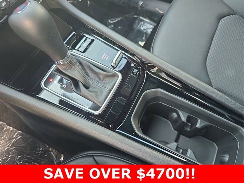 New 2025 Jeep Compass Latitude w/ Sun & Sound Group image 25