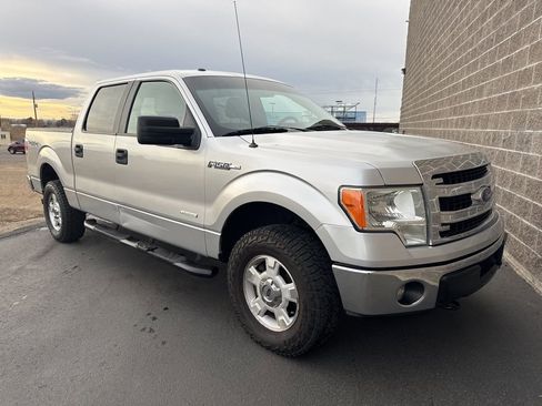 Used 2014 Ford F150 XLT w/ Trailer Tow Package image 3
