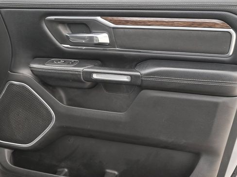 Used 2019 RAM 1500 Laramie image 17