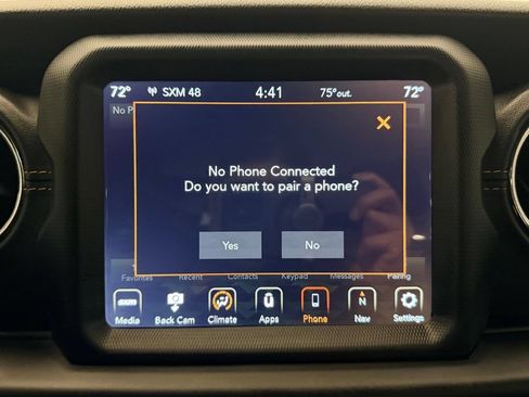 Used 2020 Jeep Wrangler Unlimited Sahara AWD/4WD image 21