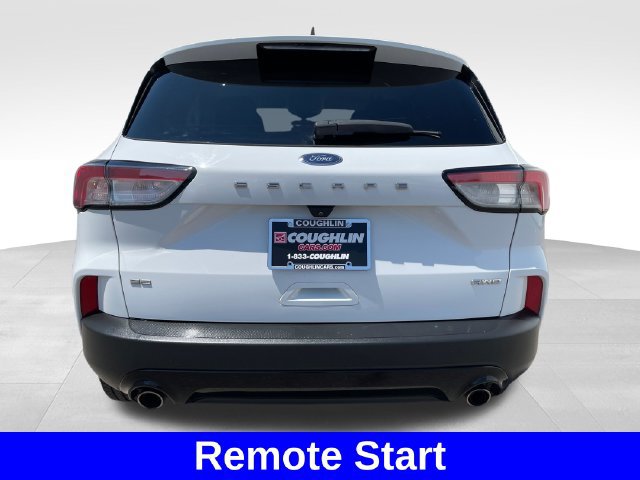 Used 2021 Ford Escape SE w/ SE Sport Appearance Package AWD/4WD image 4