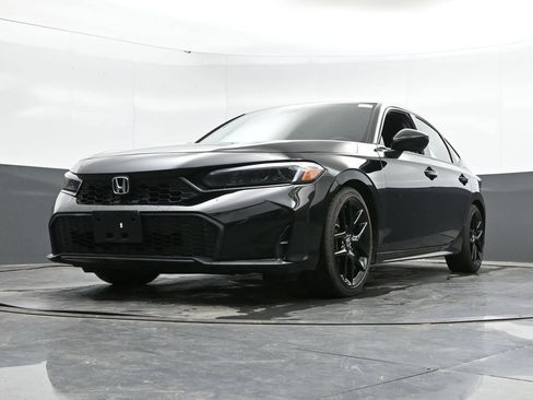 Used 2025 Honda Civic Sport image 41