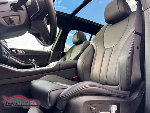 Used 2022 BMW X5 xDrive40i w/ Climate Comfort Package image 6
