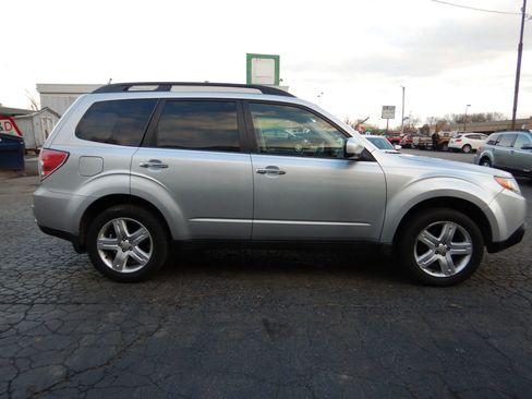 Used 2009 Subaru Forester 2.5X Limited image 4
